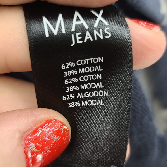 Max jeans navy with cream stars sweatshirt. Size s - Picture 4 of 4